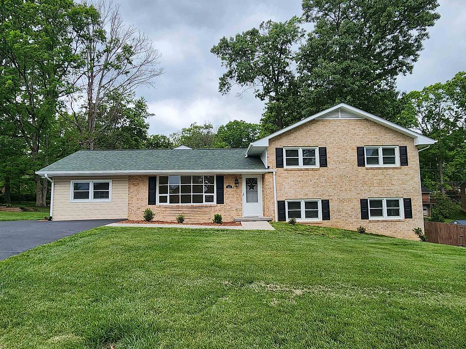 1st image of 455 Chinquapin Trl