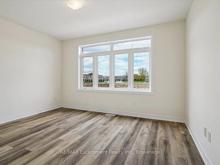 76 Valley Trail Pl — Photo 28