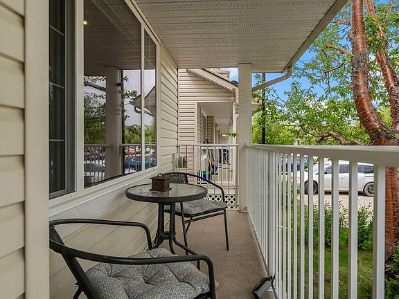 3rd image of 4 N Stonegate Dr NW #27