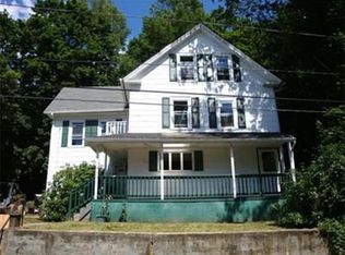33 Temple St, Spencer, MA 01562