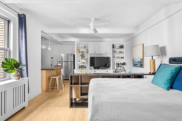 Sold by Compass | media 5