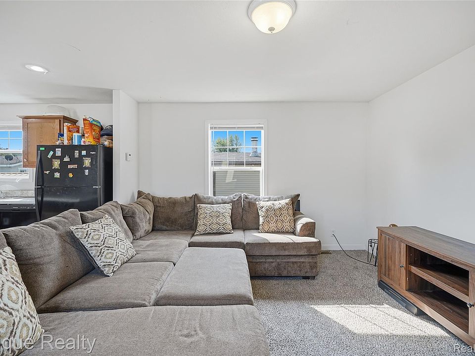 15346 Enchante Dr, photo 9