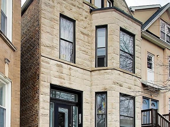 2nd image of 1322 W Barry Ave