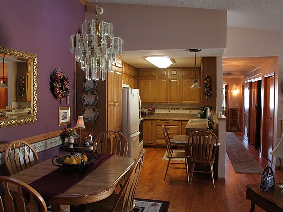 Dining/Kitchen