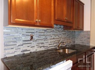 2910 Fort Hamilton Pkwy #4, Brooklyn, NY 11218