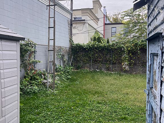 2nd image of 20-46 41st St Floor 2