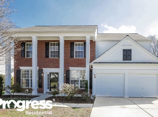 6109 Roseway Ct, Harrisburg, NC 28075
