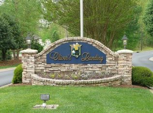 44 Linkside Ln #9, Hickory, NC 28601