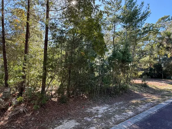 Riker Ave, Pt Washington, FL 32459