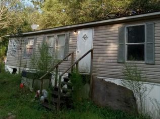 131 Magpie St, Wagener, SC 29164