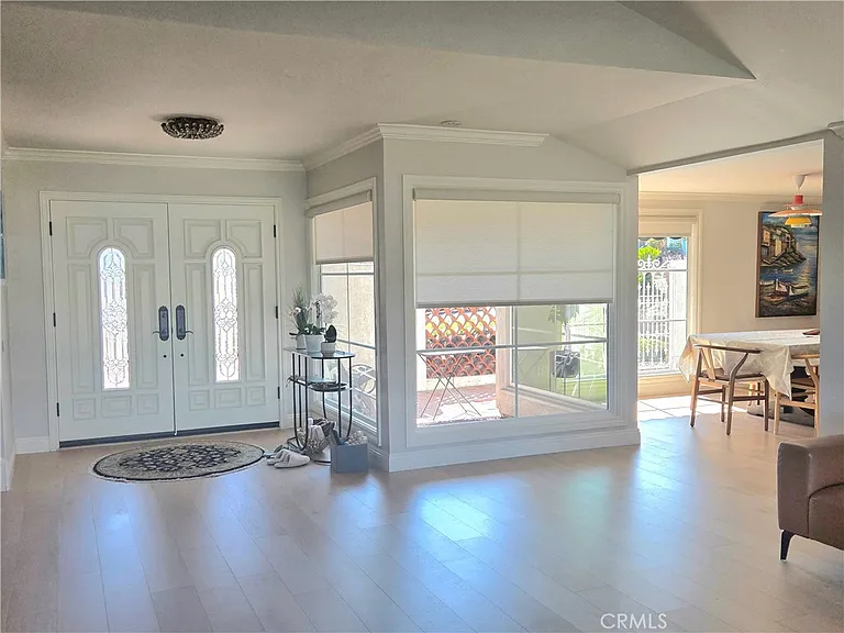 2200 Camino Rey — Photo 2