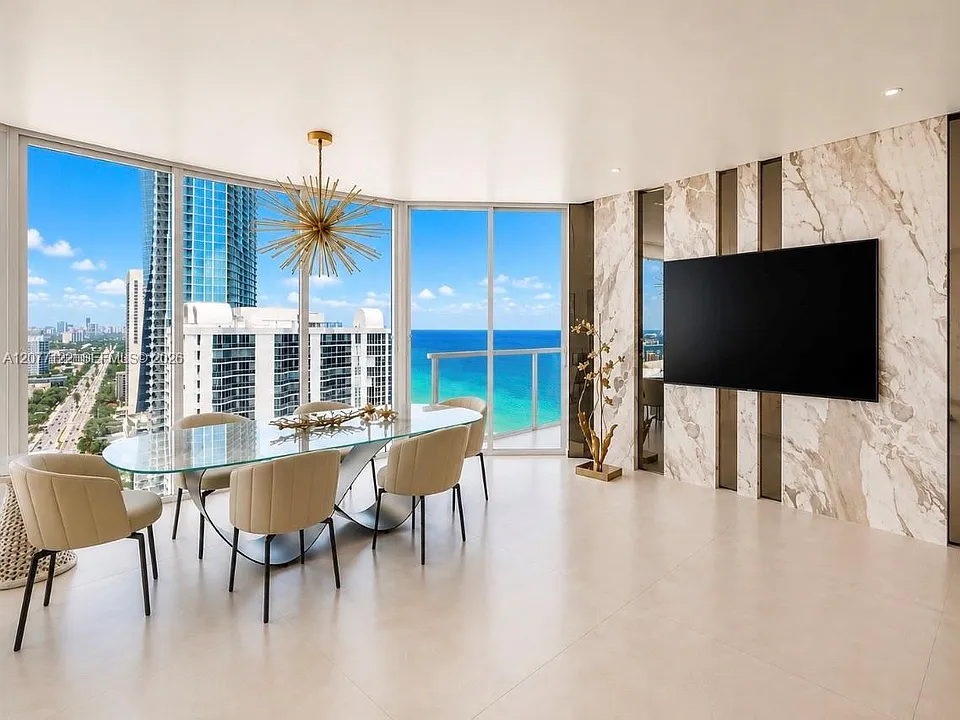16699 Collins Ave #2907