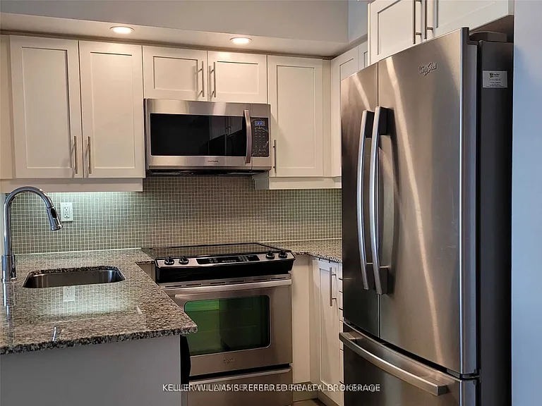 75 Liberty St #514 — Photo 6