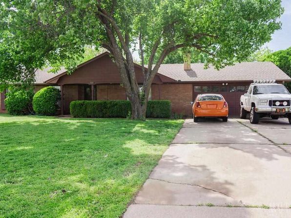 1004 N Dryden Cir, Stillwater, OK 74075