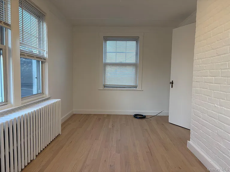 82 Putnam Ave — Photo 28