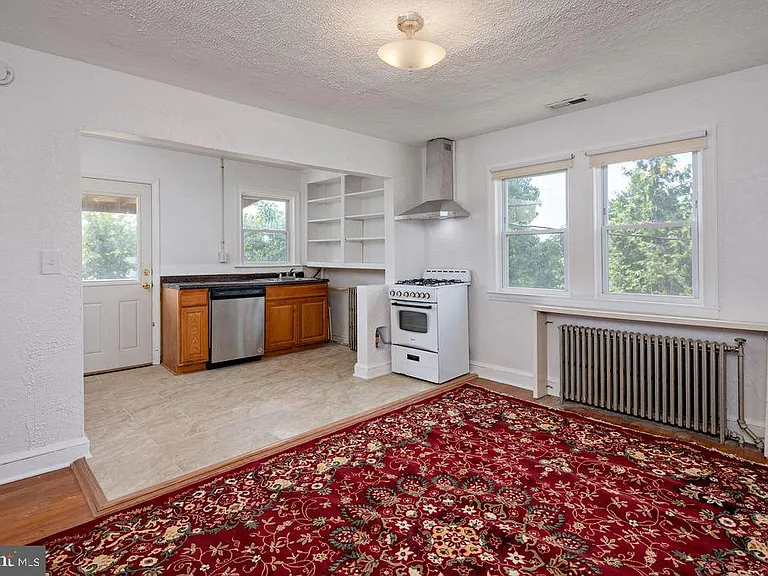 5107 Leeds Ave #2 — Photo 3