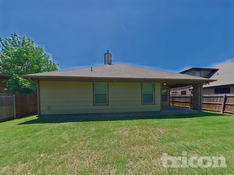 7432 Durness Dr — Photo 14