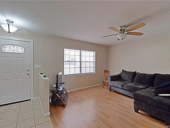 5th image of 5834 W Pine Cir