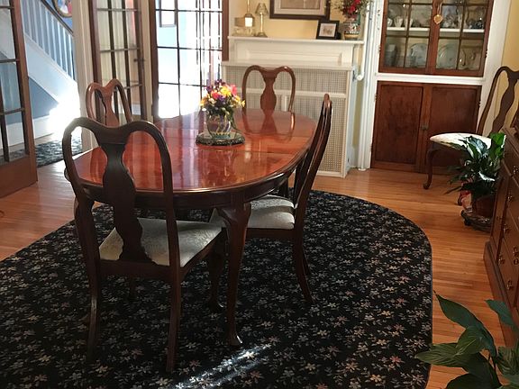 Dining with built in cabinet