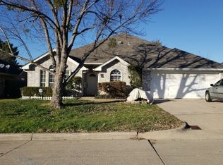 3709 Regency Cir, Fort Worth, TX 76137