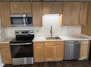 30 North Ave #2W, Abington, MA 02351