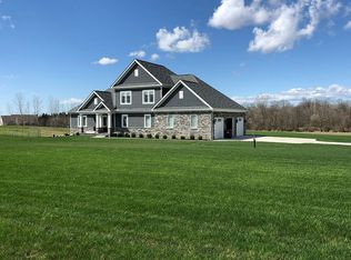 101 Coyote Ridge Way, Hebron, OH 43025