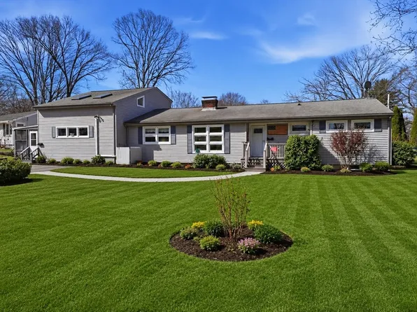 11 Paul St, Auburn, MA 01501