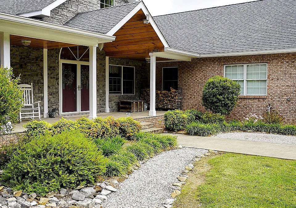 6405 Old Landing Rd, Irvine, KY 40336 Zillow
