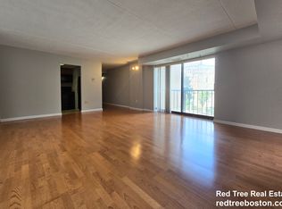 1243 Beacon St APT 2D, Brookline, MA 02446