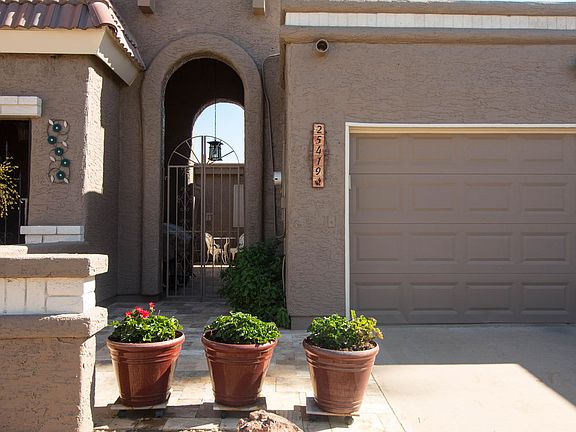 3rd image of 25419 S Glenburn Dr