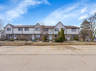 445 Pioneer Dr #23, Kitchener, ON N2P 1L8