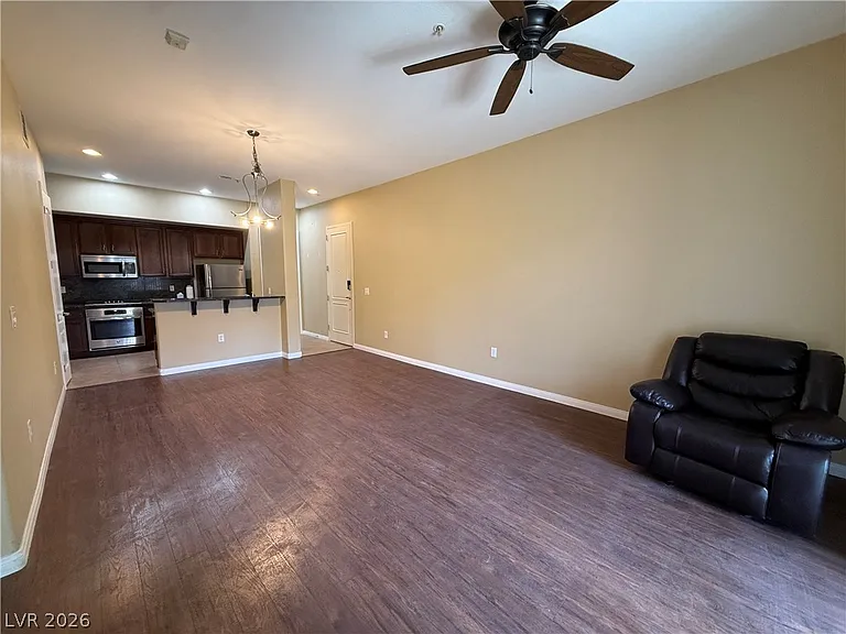 68 E Serene Ave #325 — Photo 5