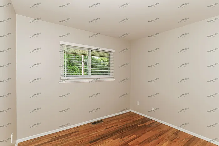 4321 Delhi Rd — Photo 10