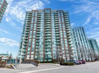 4889 Kimbermount Ave #403, Mississauga, ON