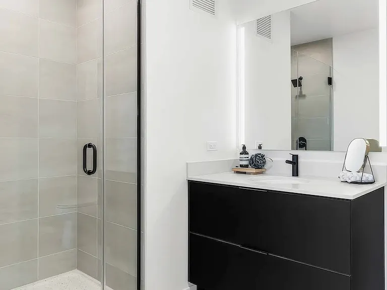 201 N Elizabeth St #2103 — Photo 6