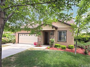 8498 Farmhouse Ln, Riverside, CA 92508