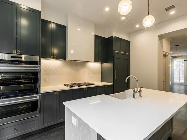 206 8th Street image 8 of 35