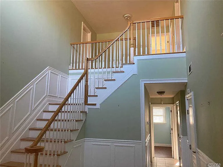 46 Garden City St — Photo 14