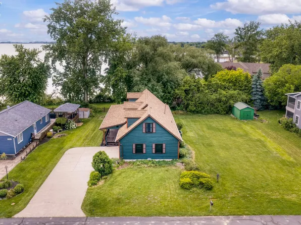 2350 S Commodore Ct, Lakeside Marblehead, OH 43440