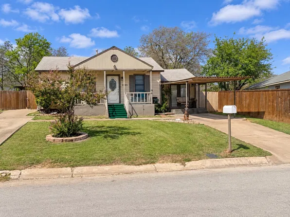 2725 San Benito St, Fort Worth, TX 76114