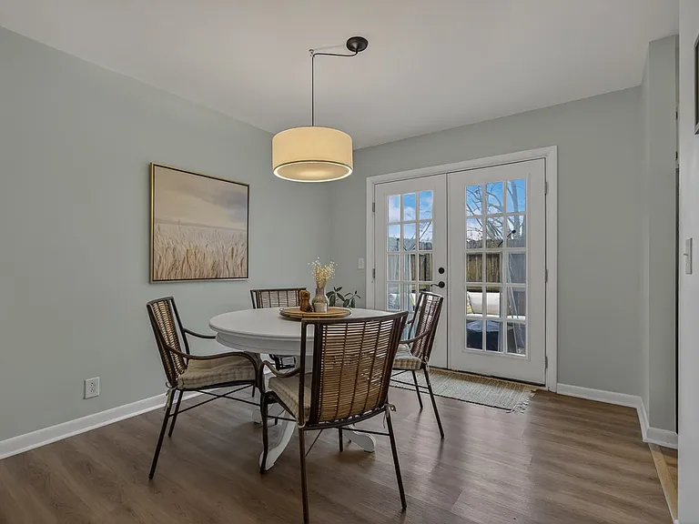 5515 Country Dr — Photo 8
