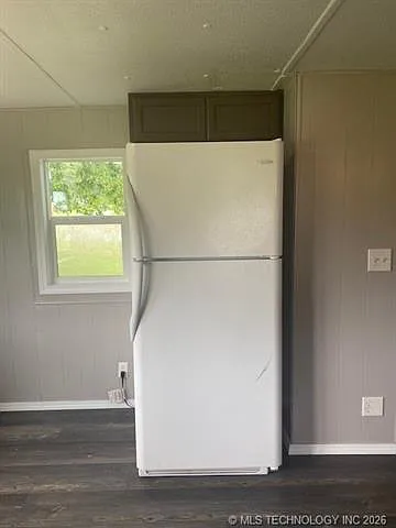 2 bed, 1.0 bath, 980 sqft, $700 — Photo 4