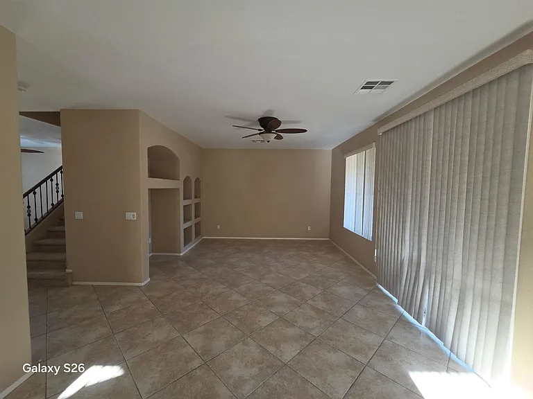 21091 E Munoz St — Photo 18