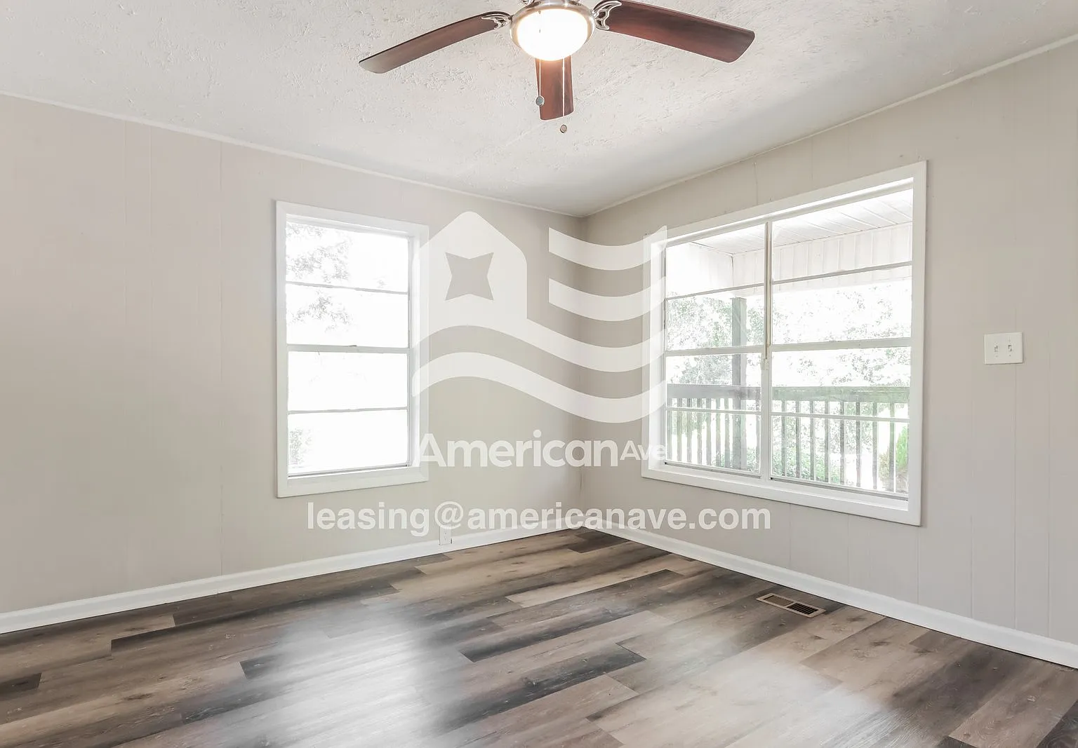 2 bed, 1.0 bath, 1059 sqft, $997 — Photo 3