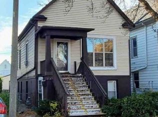 2135-2137 S 18th St, Milwaukee, WI 53215