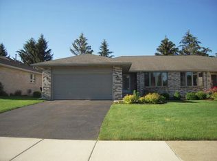 6527 Stonehill Way, Rockford, IL 61108