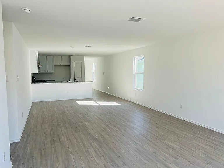 5475 Calton Bnd — Photo 3