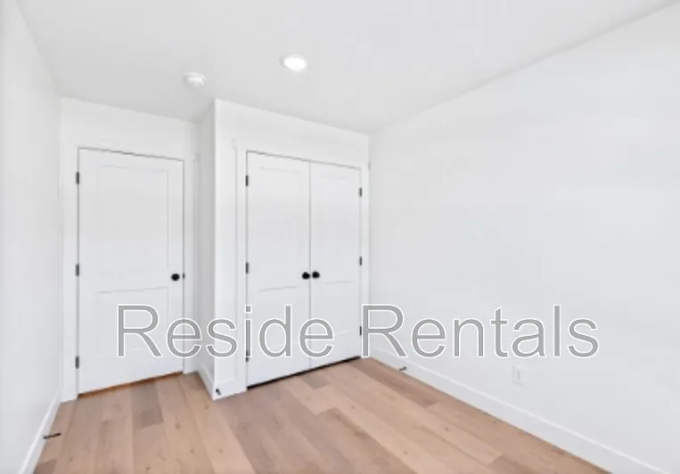 35 N Gateway Dr #2 — Photo 9