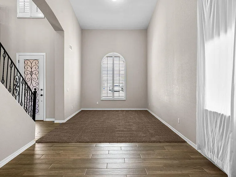 7877 Enchanted View Dr — Photo 9