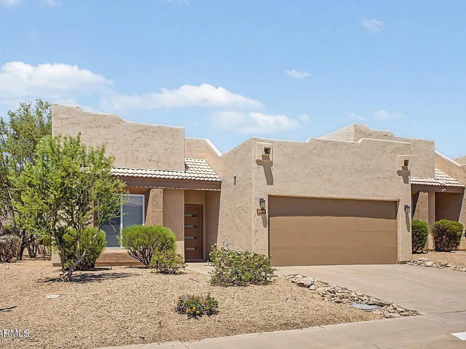 2 bed, 2.0 bath, 1243 sqft, $3,000 — Photo 2